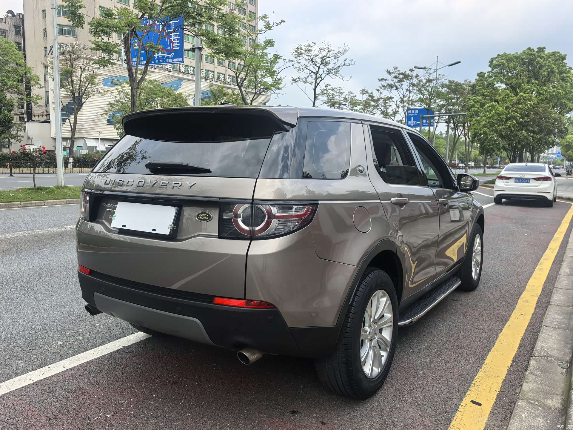 Land Rover Discovery, 2016 18