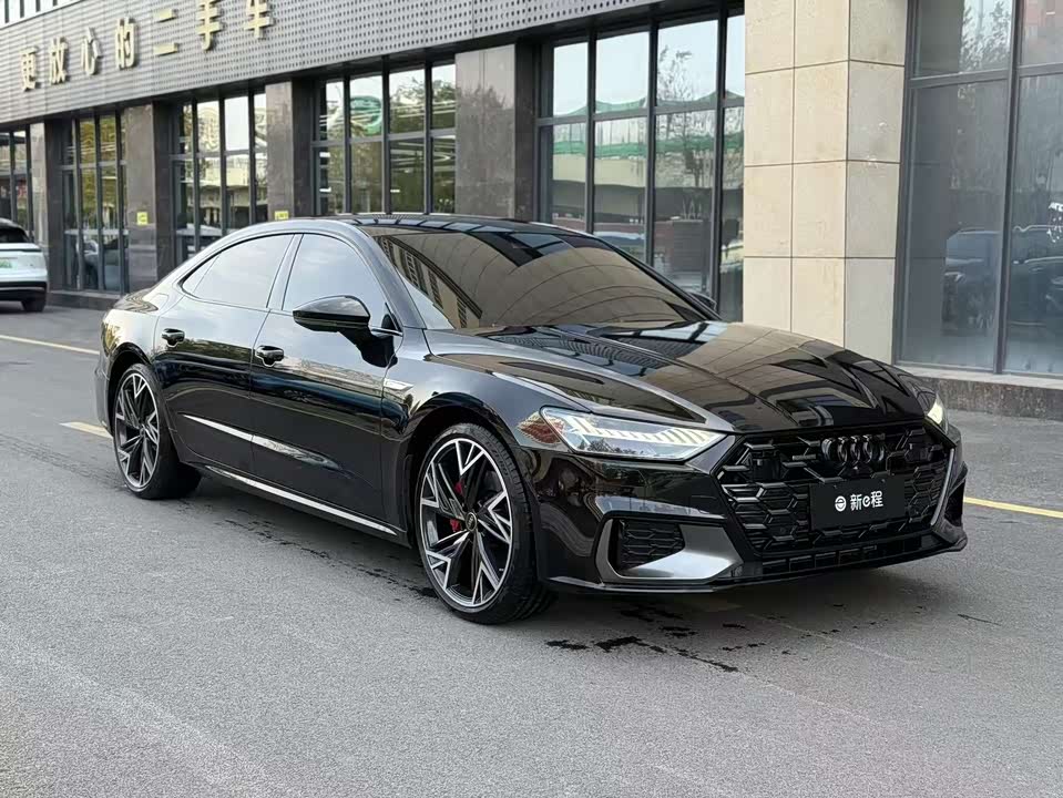 Audi A7L