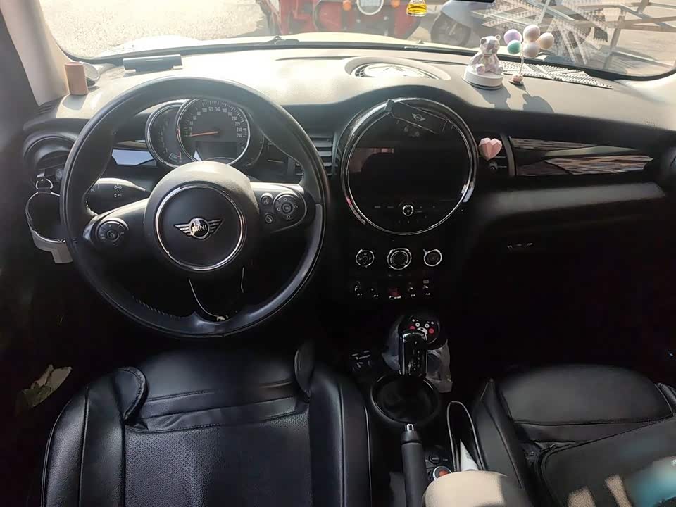 MINI MINI