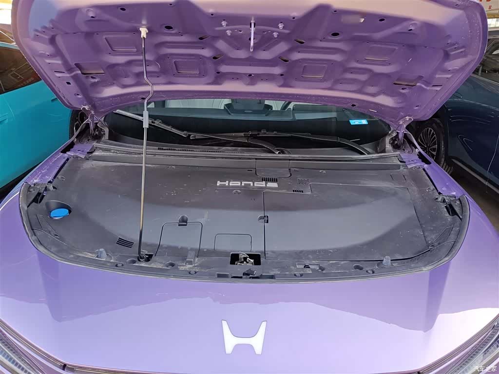 Honda P7, 2025 16