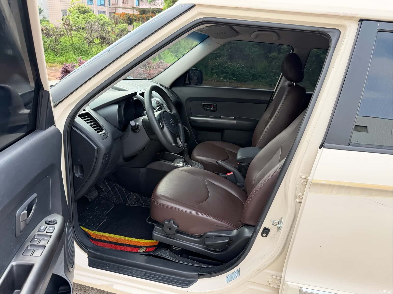 Kia GL, 2013 4