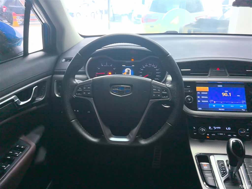 Geely Emgrand, 2017 7