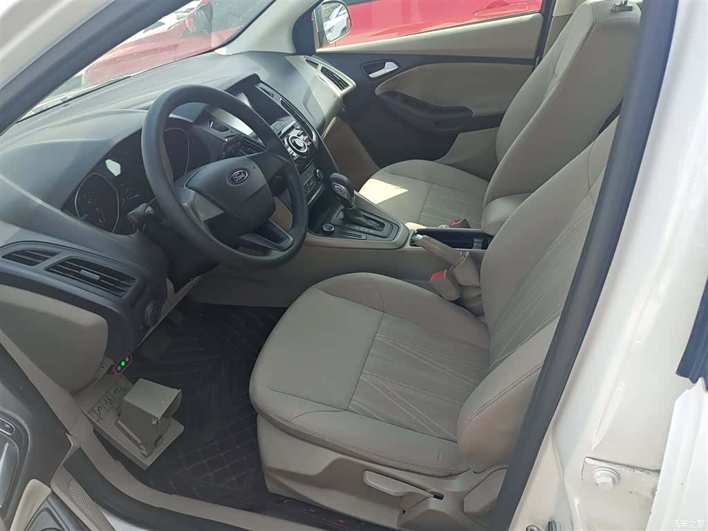 Ford Focus, 2017 15