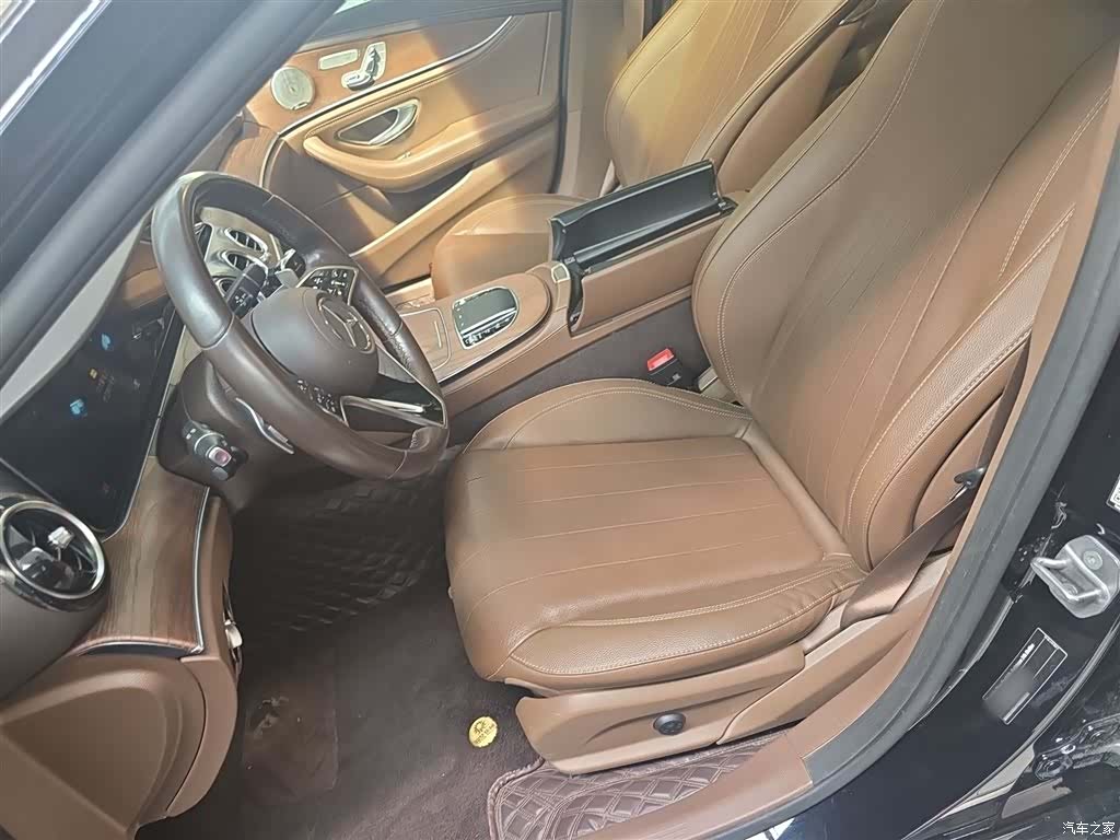 Mercedes-Benz E-Class, 2023 15