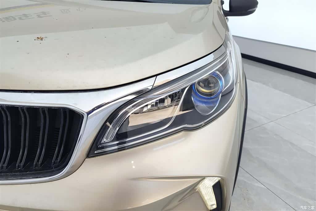 Geely X3, 2021 все фото