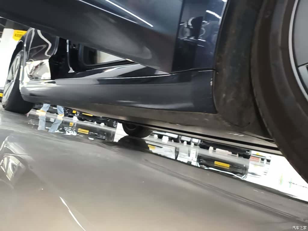 Tesla Model 3, 2025 21