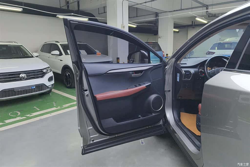 Lexus NX, 2016 7