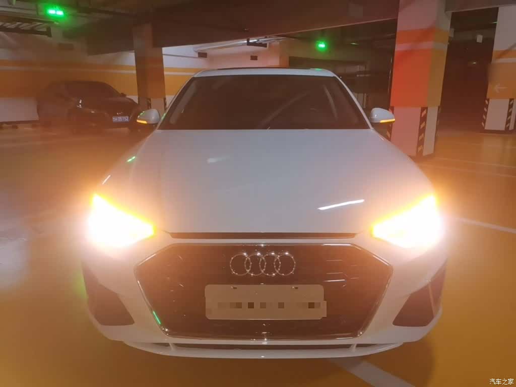 Audi A4L, 2024 3