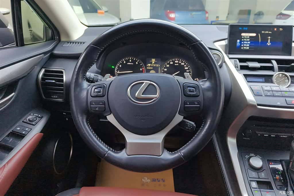 Lexus NX, 2016 15