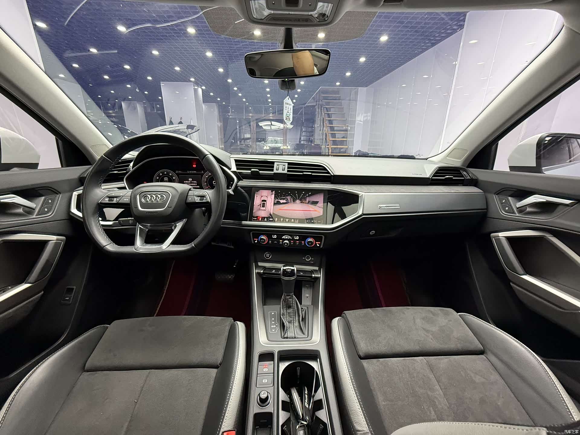 Audi Q3, 2023 17
