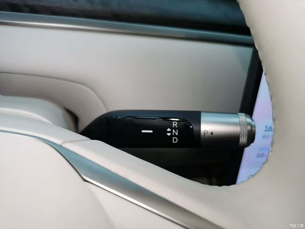 NIO L90, 2025 10