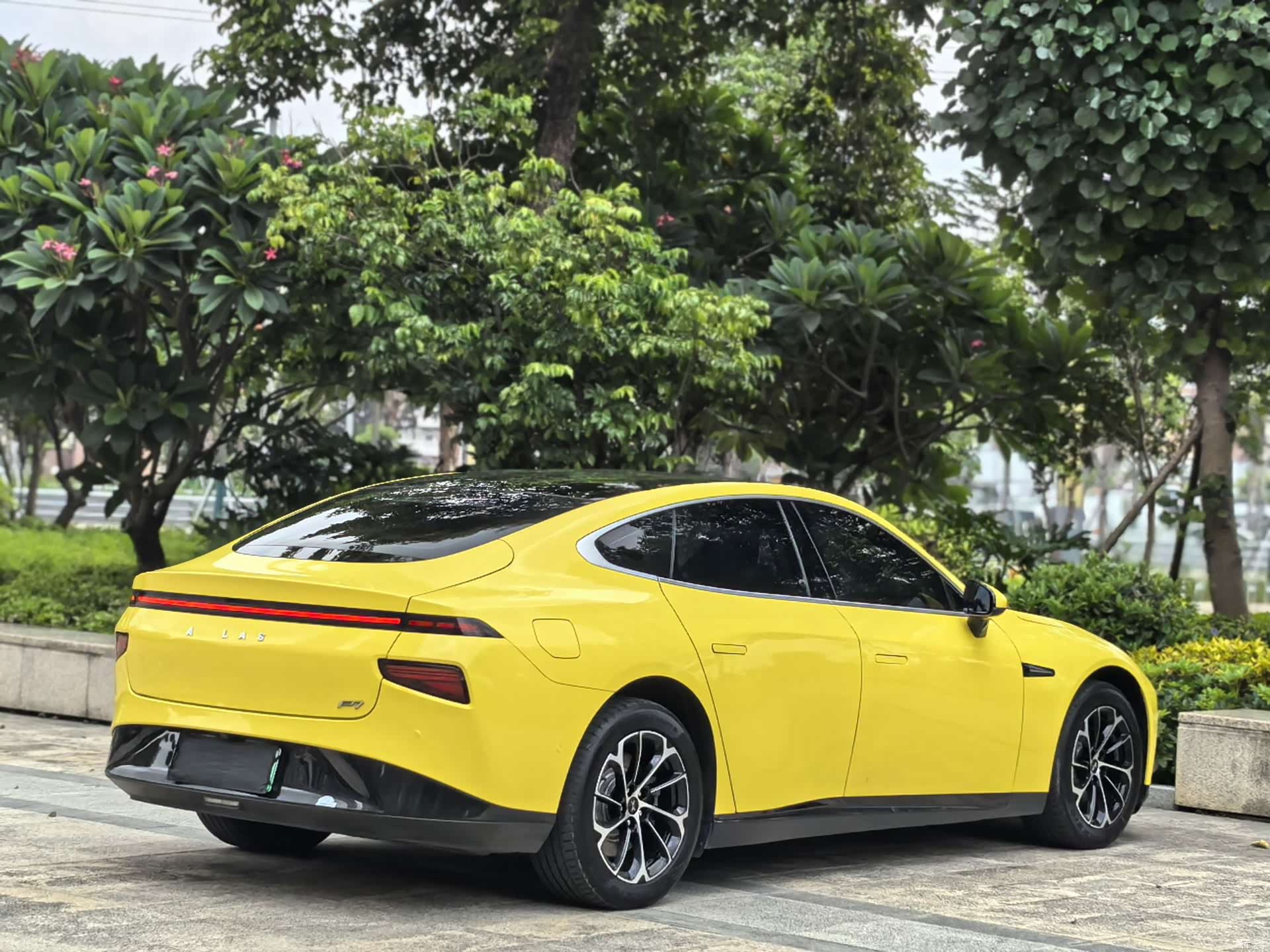 Xpeng P7, 2021 10