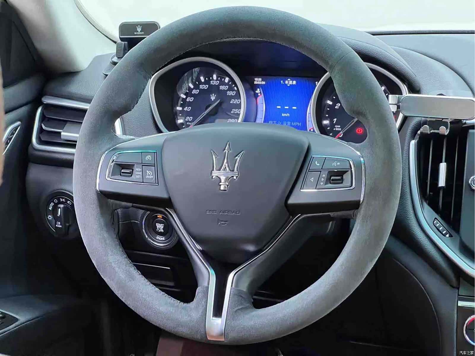 Maserati Ghibli, 2016 21