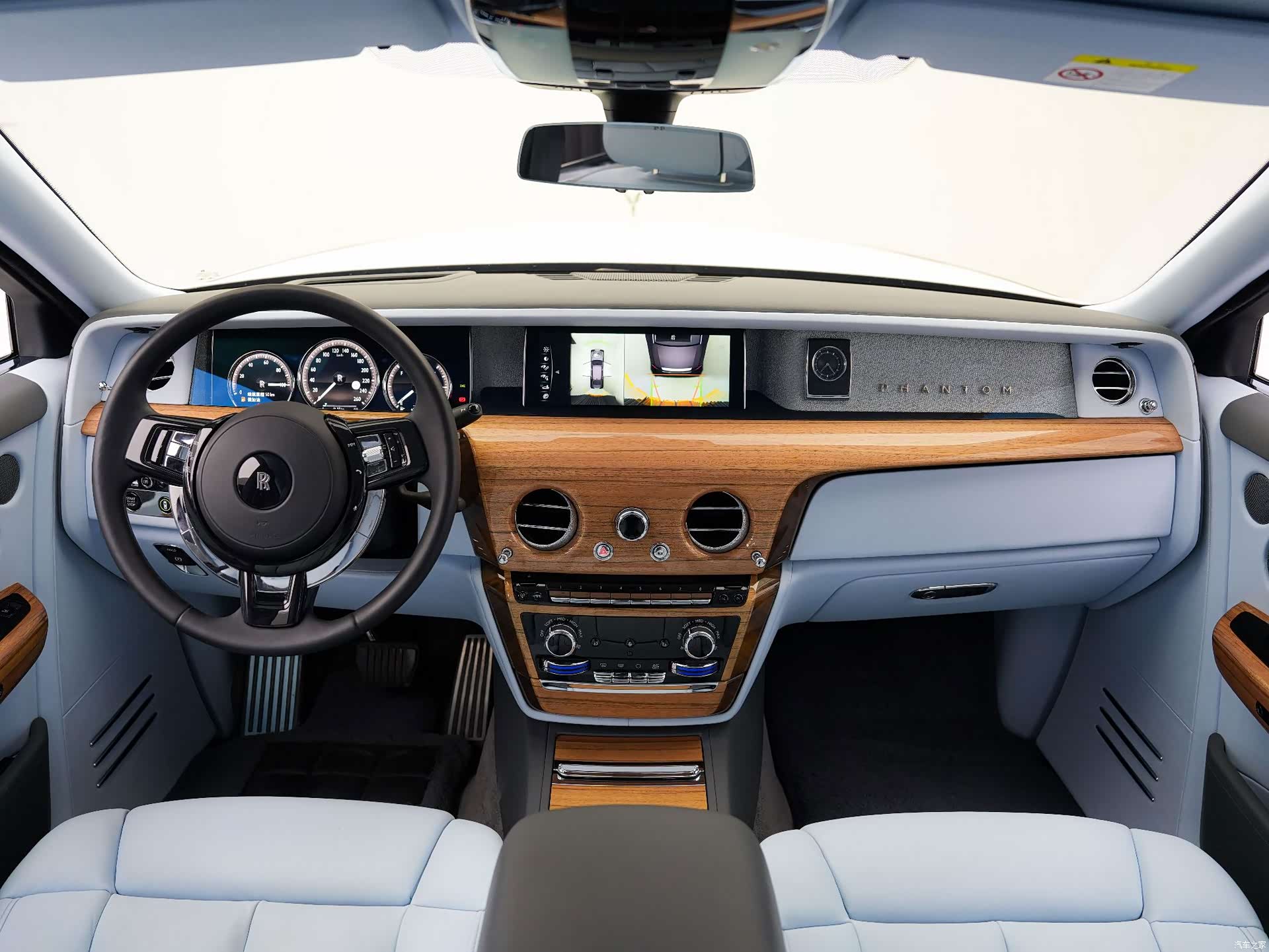 Rolls-Royce Phantom, 2020 15