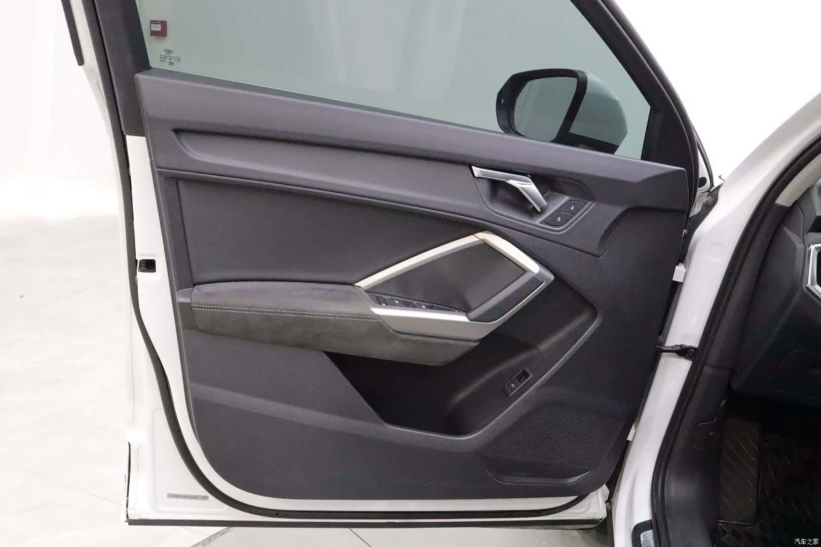 Audi Q3, 2021 10