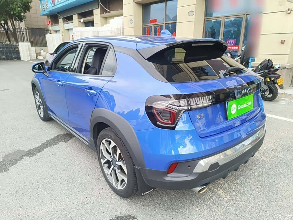 Lynk & Co 01, 2019 все фото