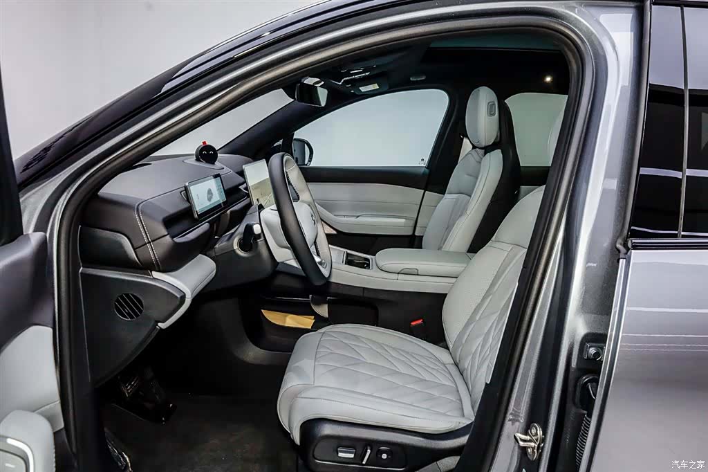 NIO ES6, 2025 9