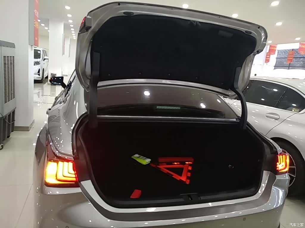 Lexus ES, 2024 19