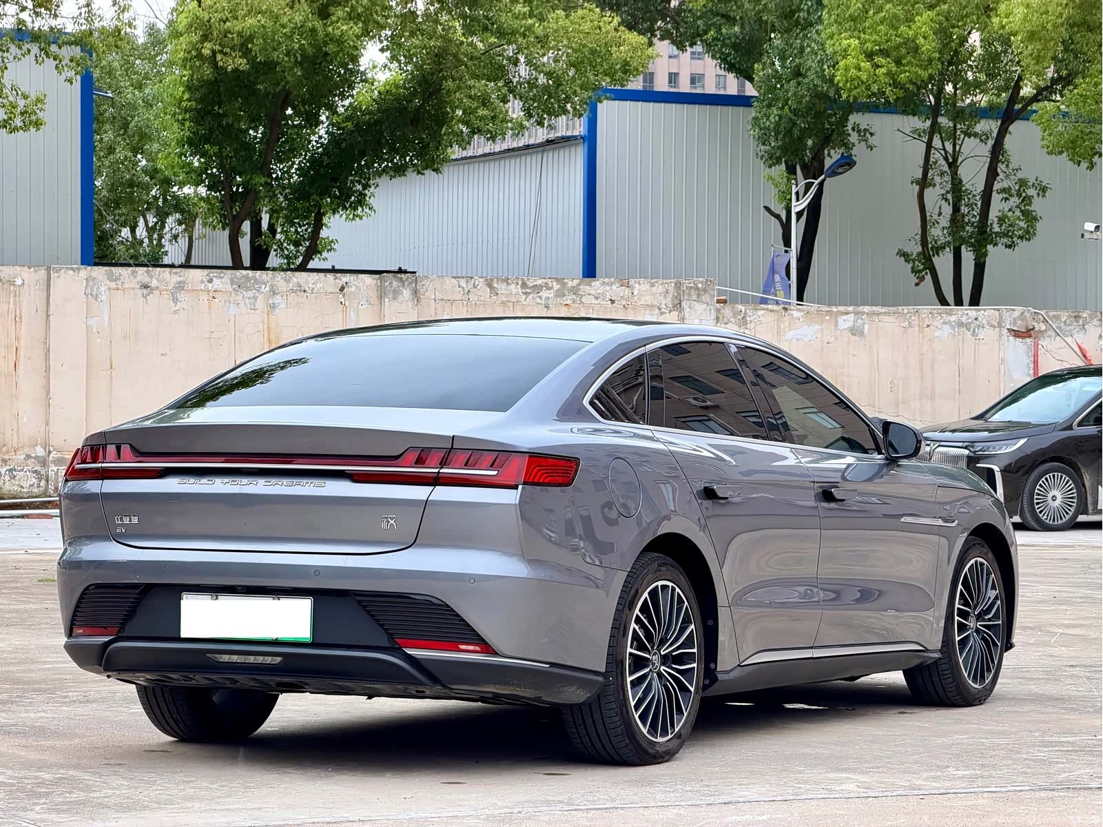 BYD Han, 2022 11