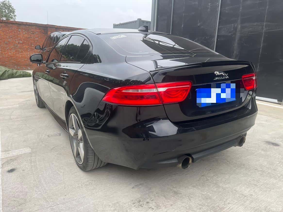 Jaguar XE, 2017 16