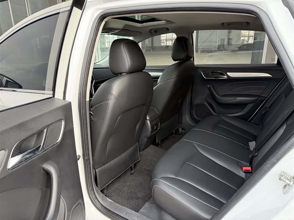 Roewe i6, 2018 11