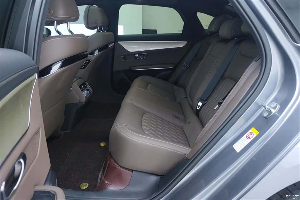 BYD Han, 2024 11