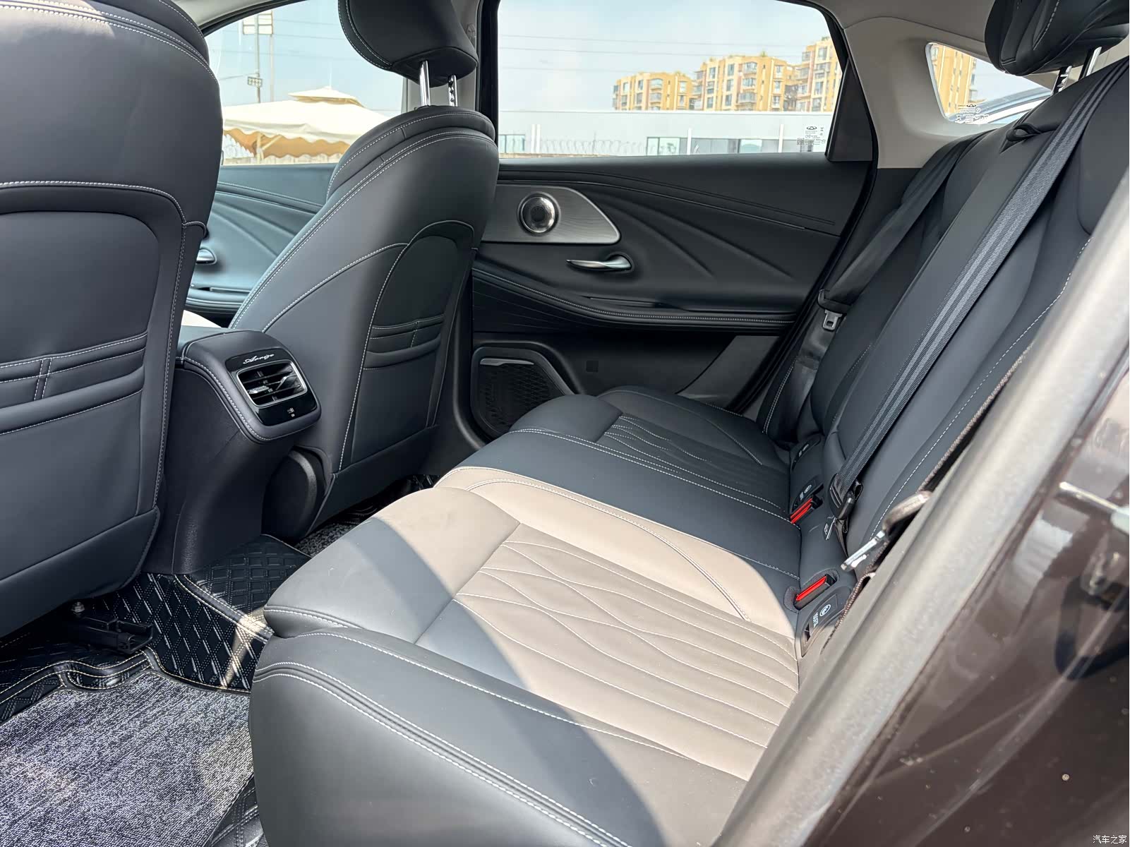 Chery Arrizo 8, 2024 все фото