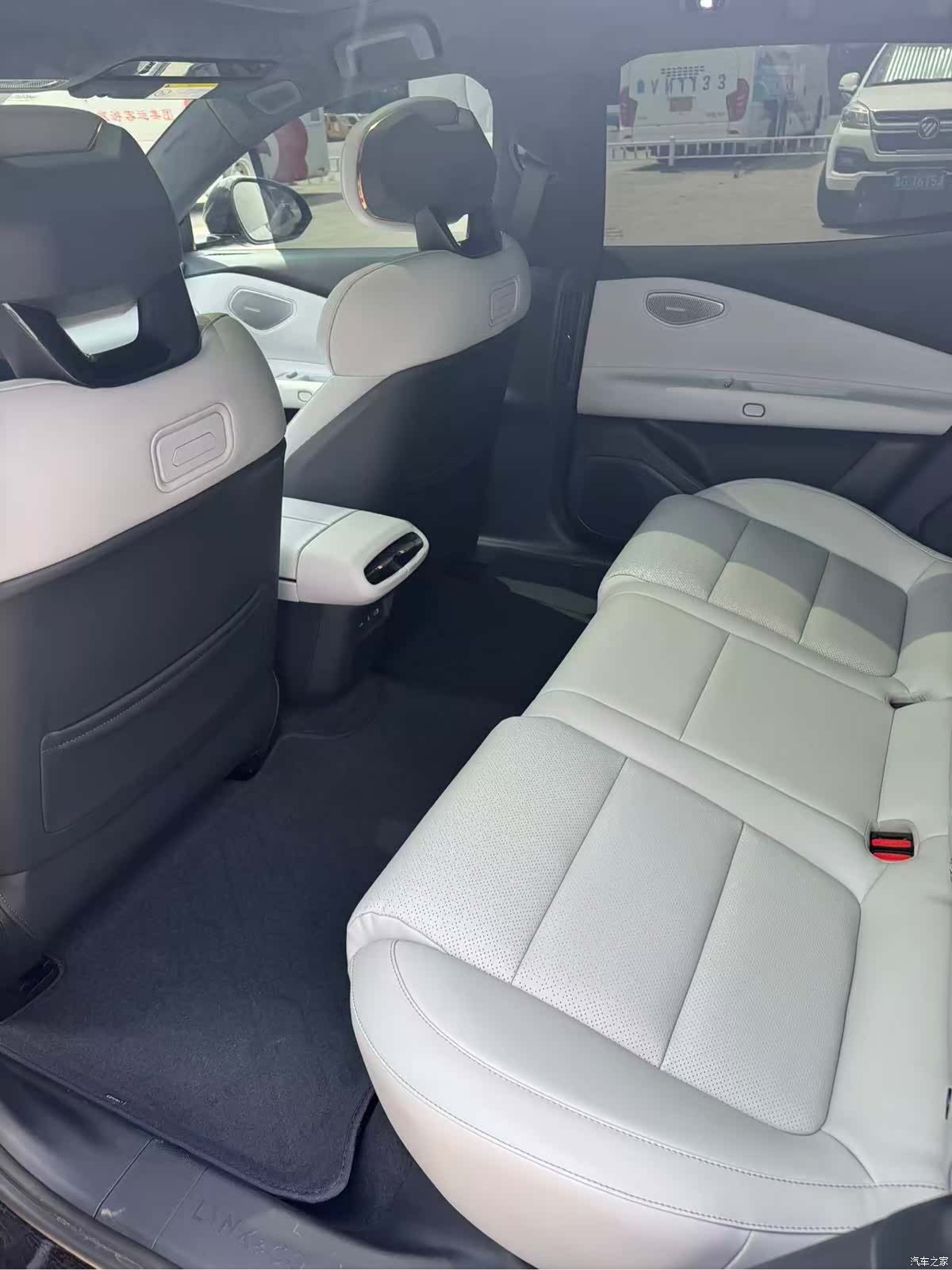 Lynk & Co Z10, 2024 все фото