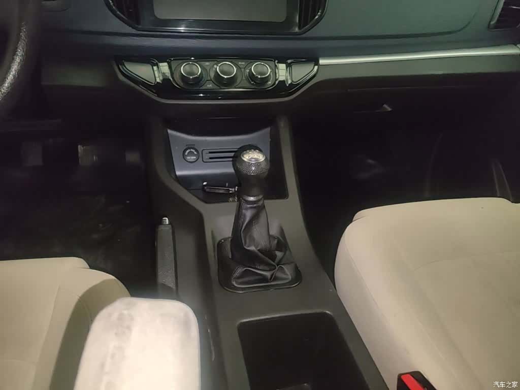 DongFeng M5, 2022 14