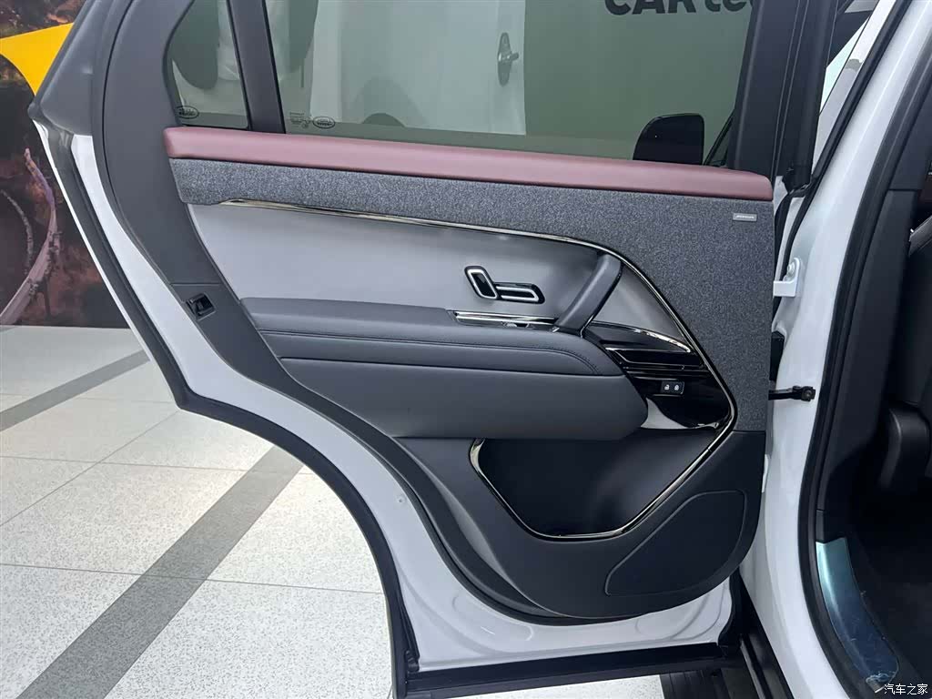 Land Rover Range Rover, 2023 27
