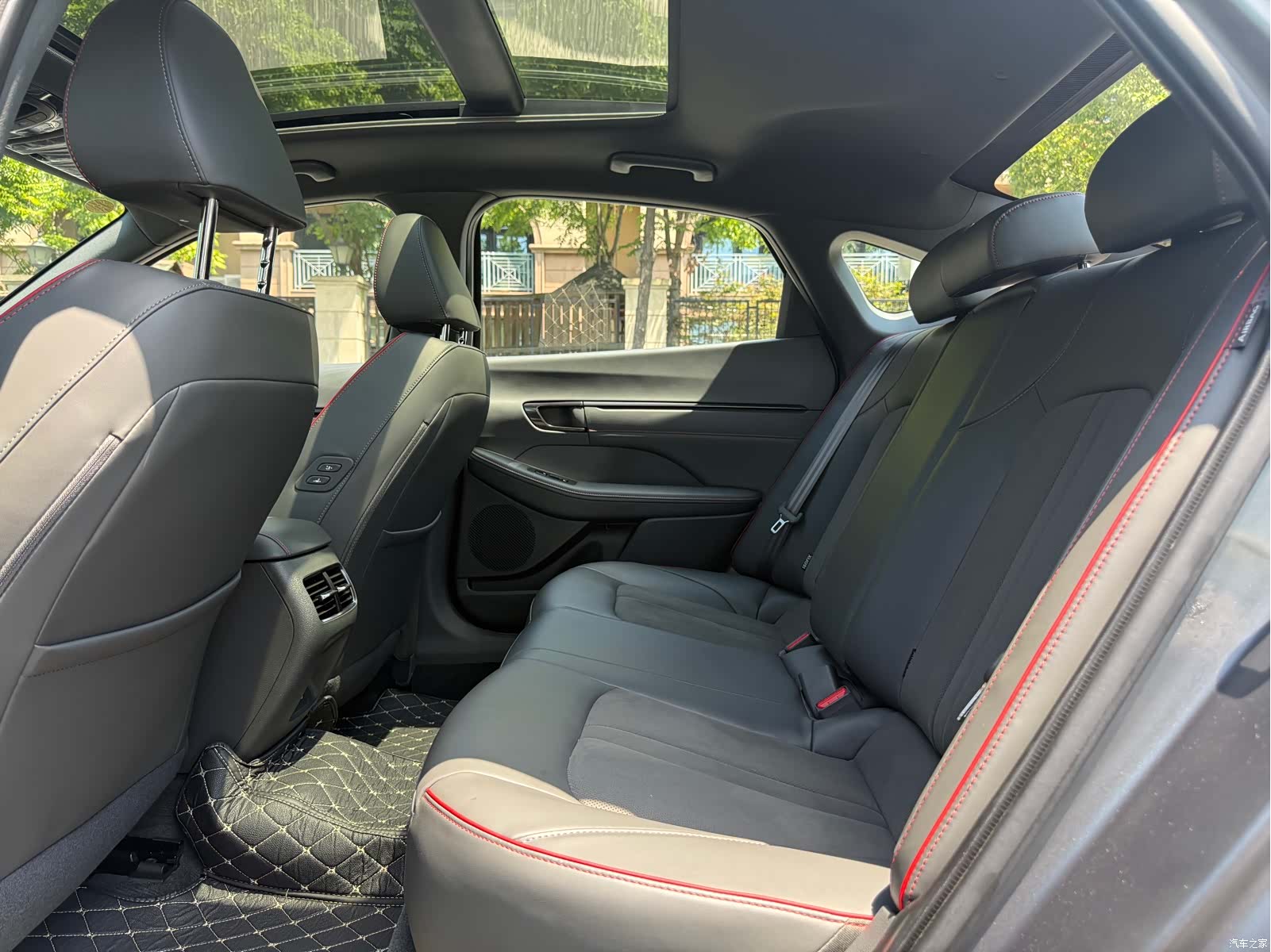 Hyundai Sonata, 2024 12