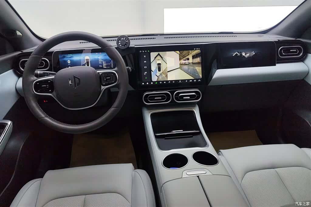 Leapmotor C01, 2024 12