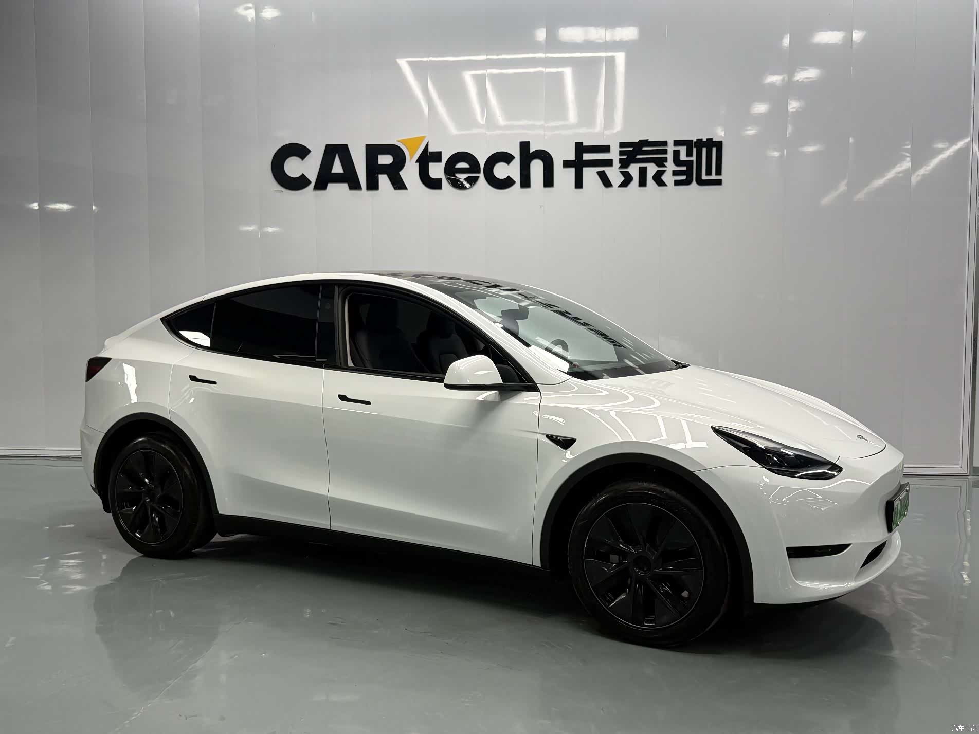 Tesla Model Y, 2024 3