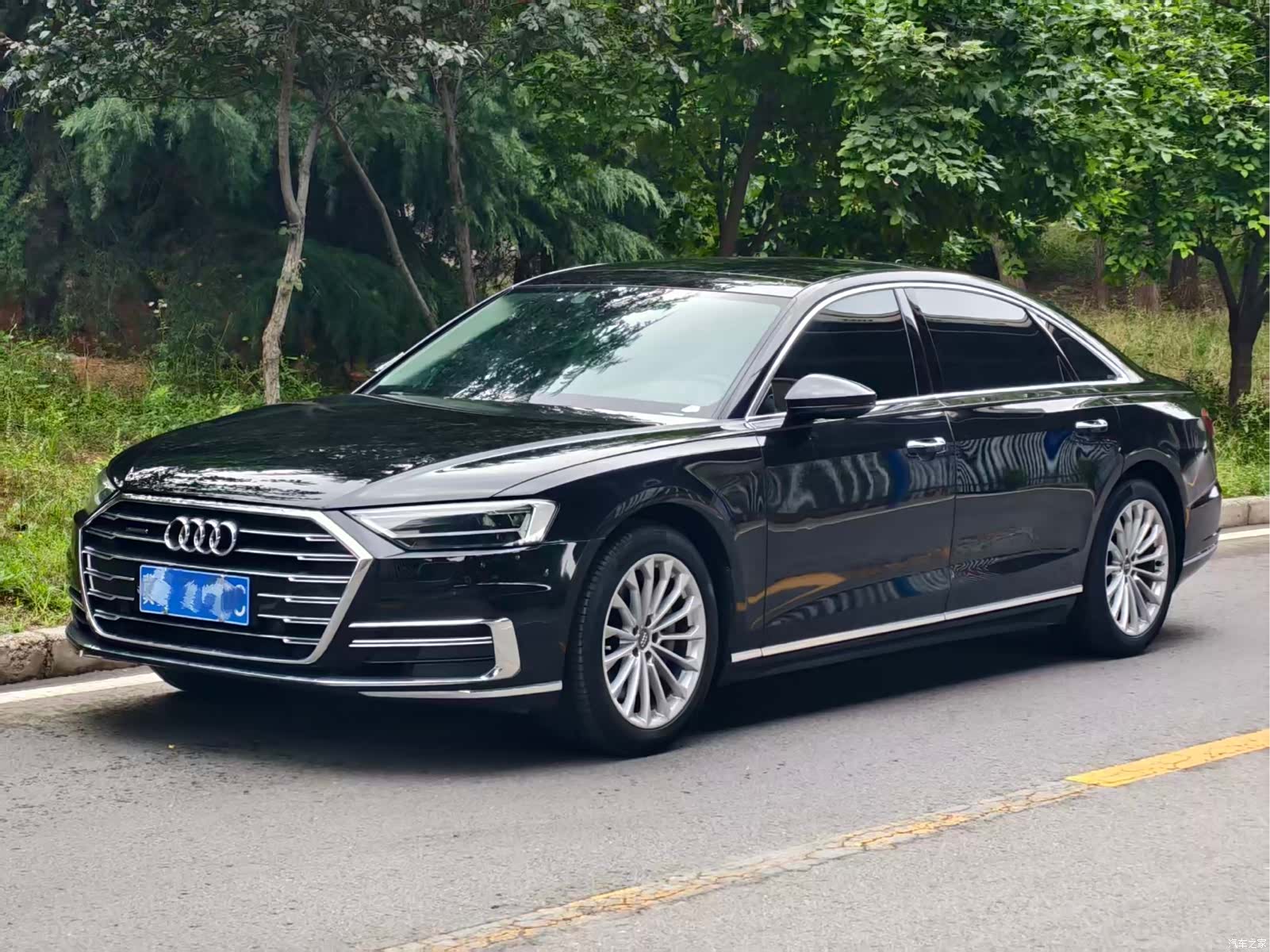 Audi A8L, 2018 1