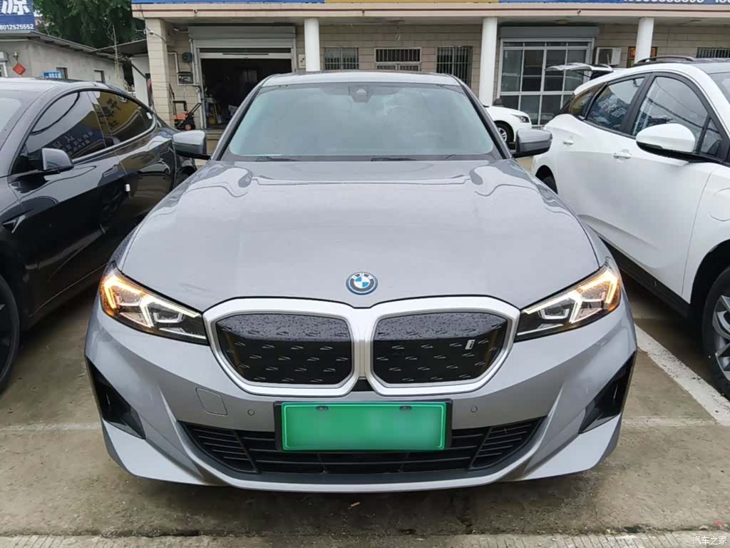 BMW i3, 2022 3