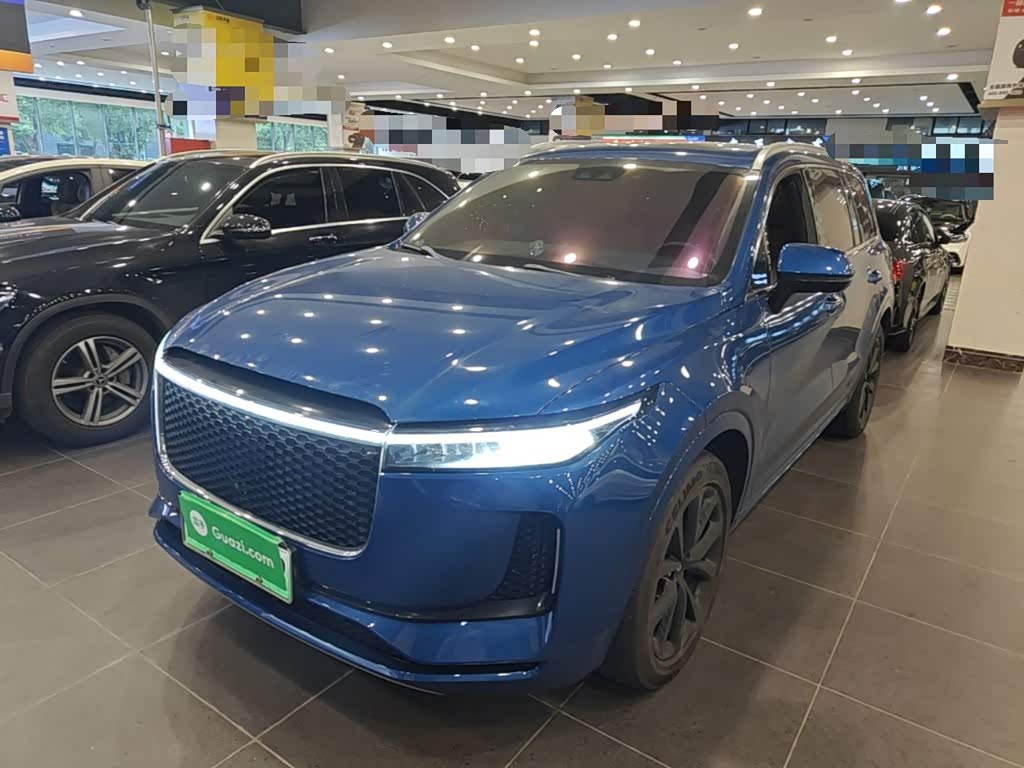 Li Auto ONE 2020 6 мест