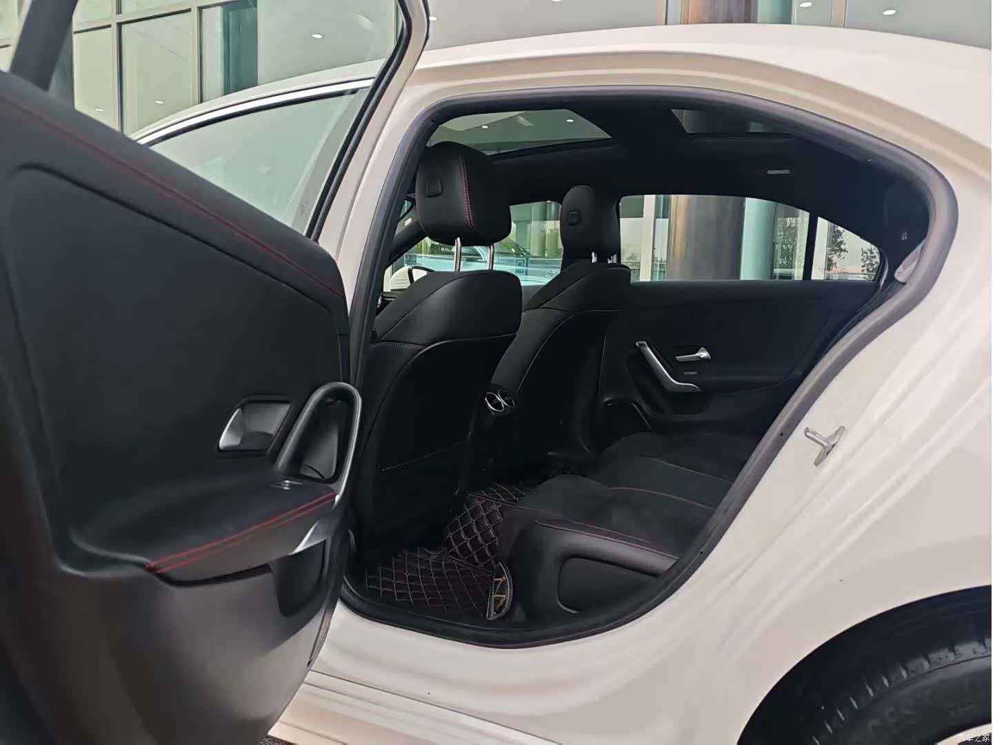 Mercedes-Benz A-Class, 2023 6