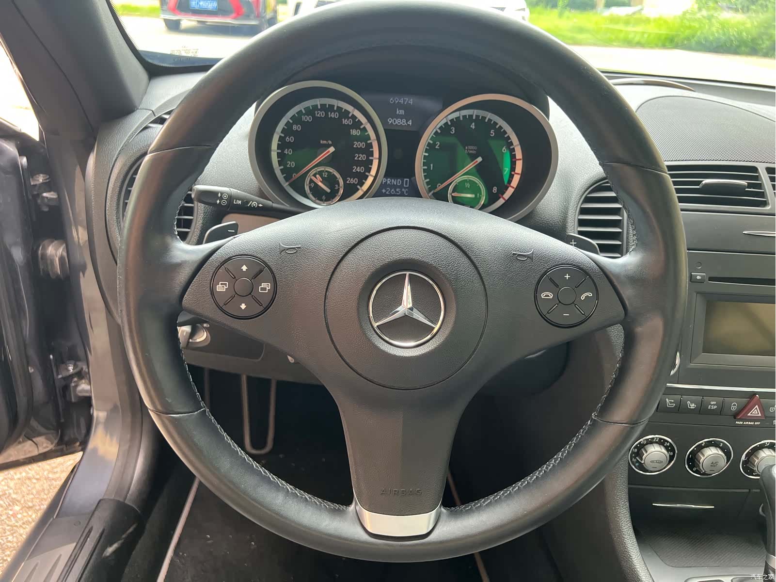 Mercedes-Benz SL, 2011 13