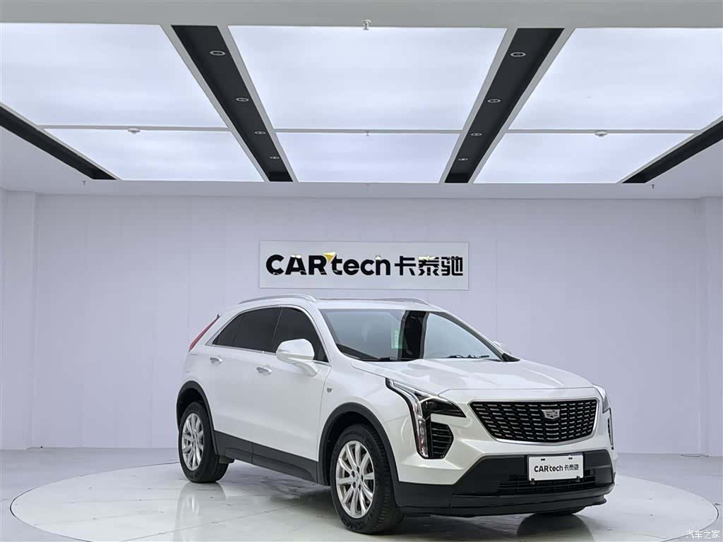 Cadillac XT4, 2019 2