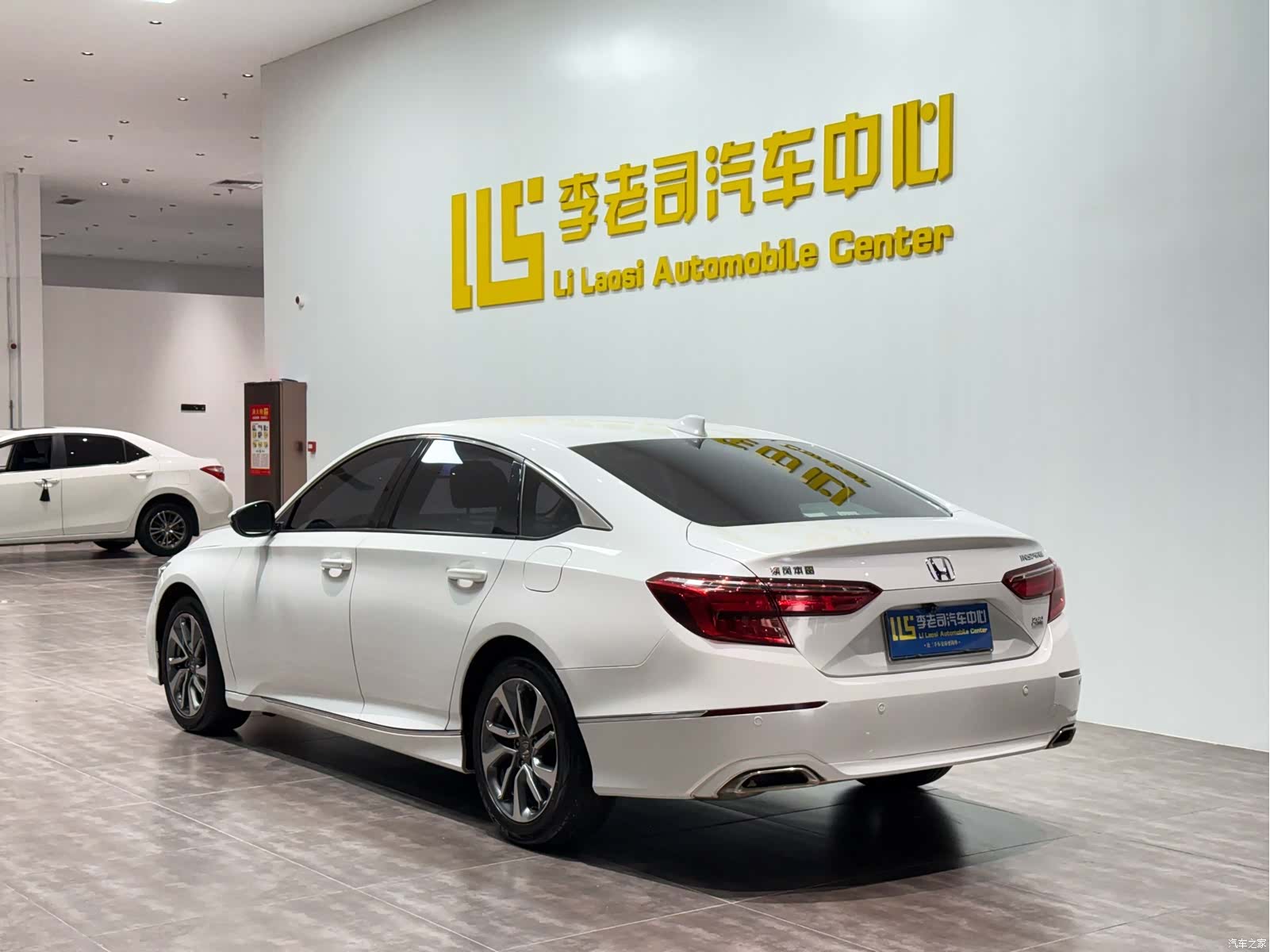 Honda Inspire, 2019 все фото