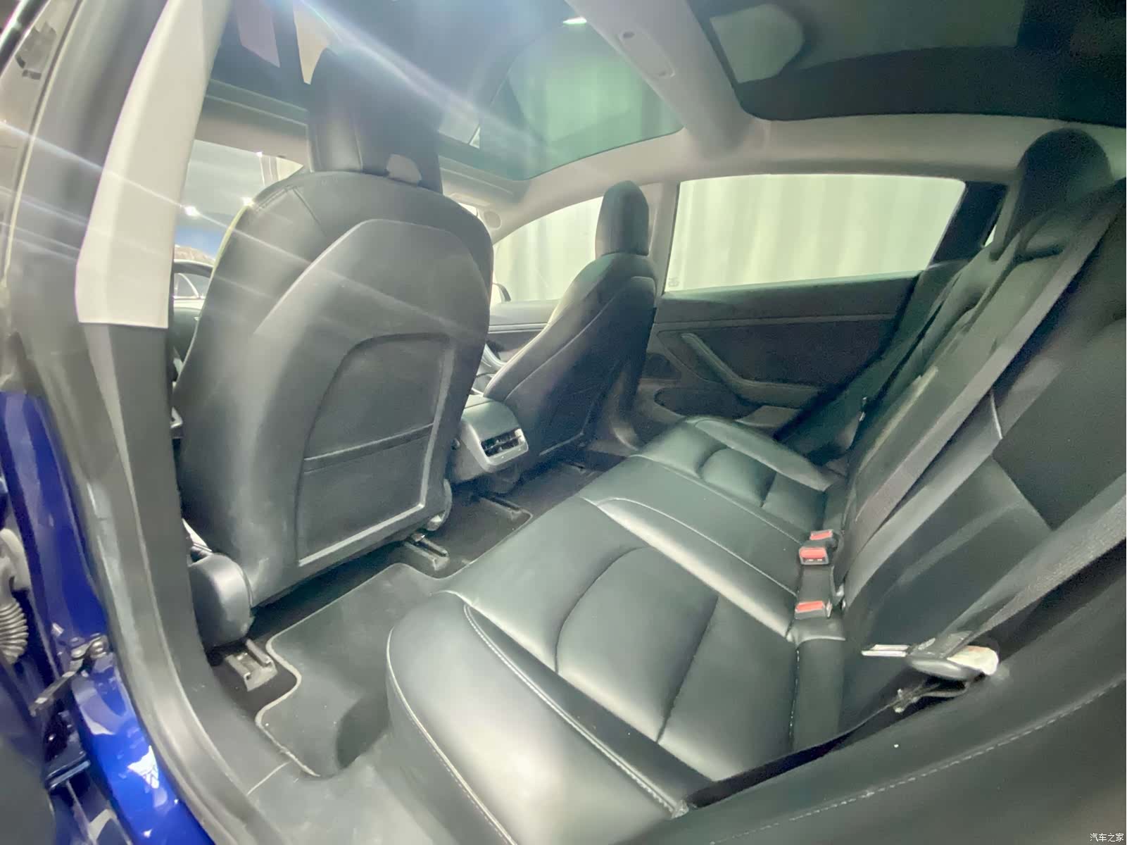 Tesla Model 3, 2020 14