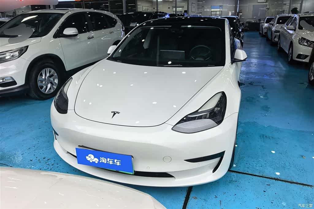 Tesla Model 3, 2022 2