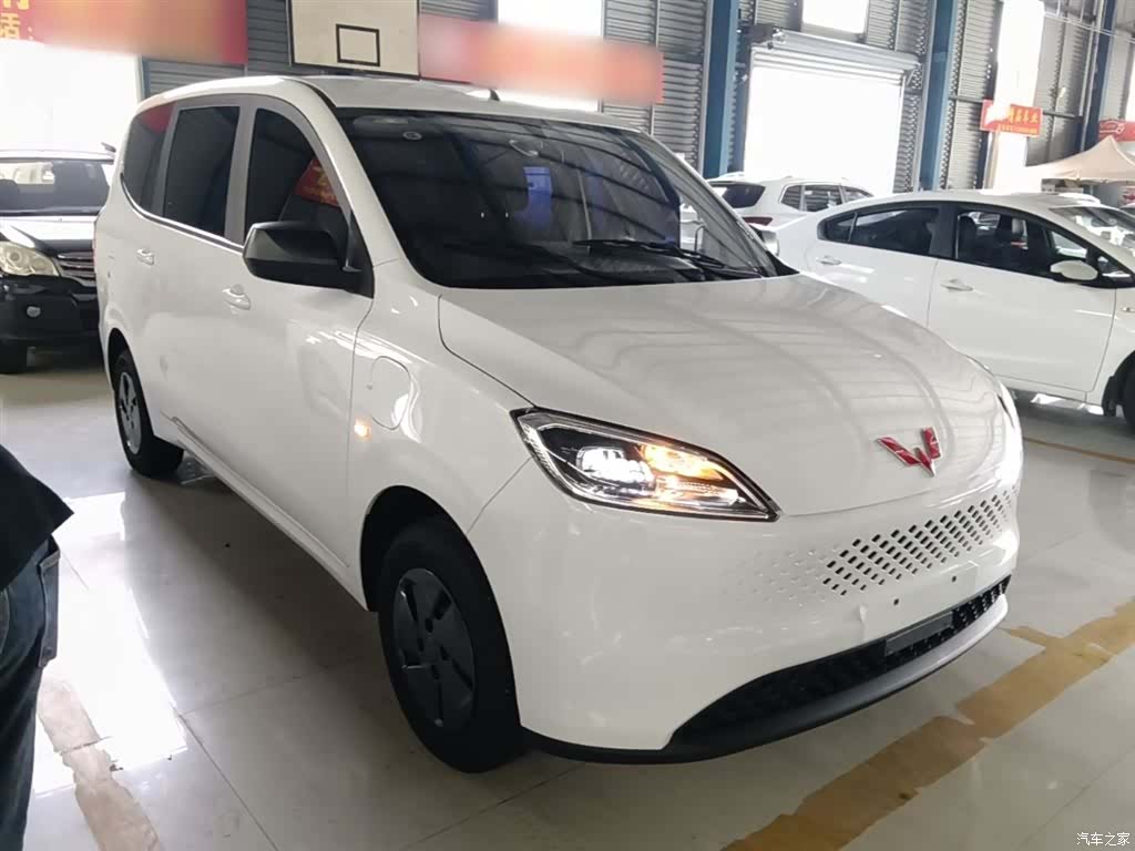 Wuling Hongguang, 2026 4