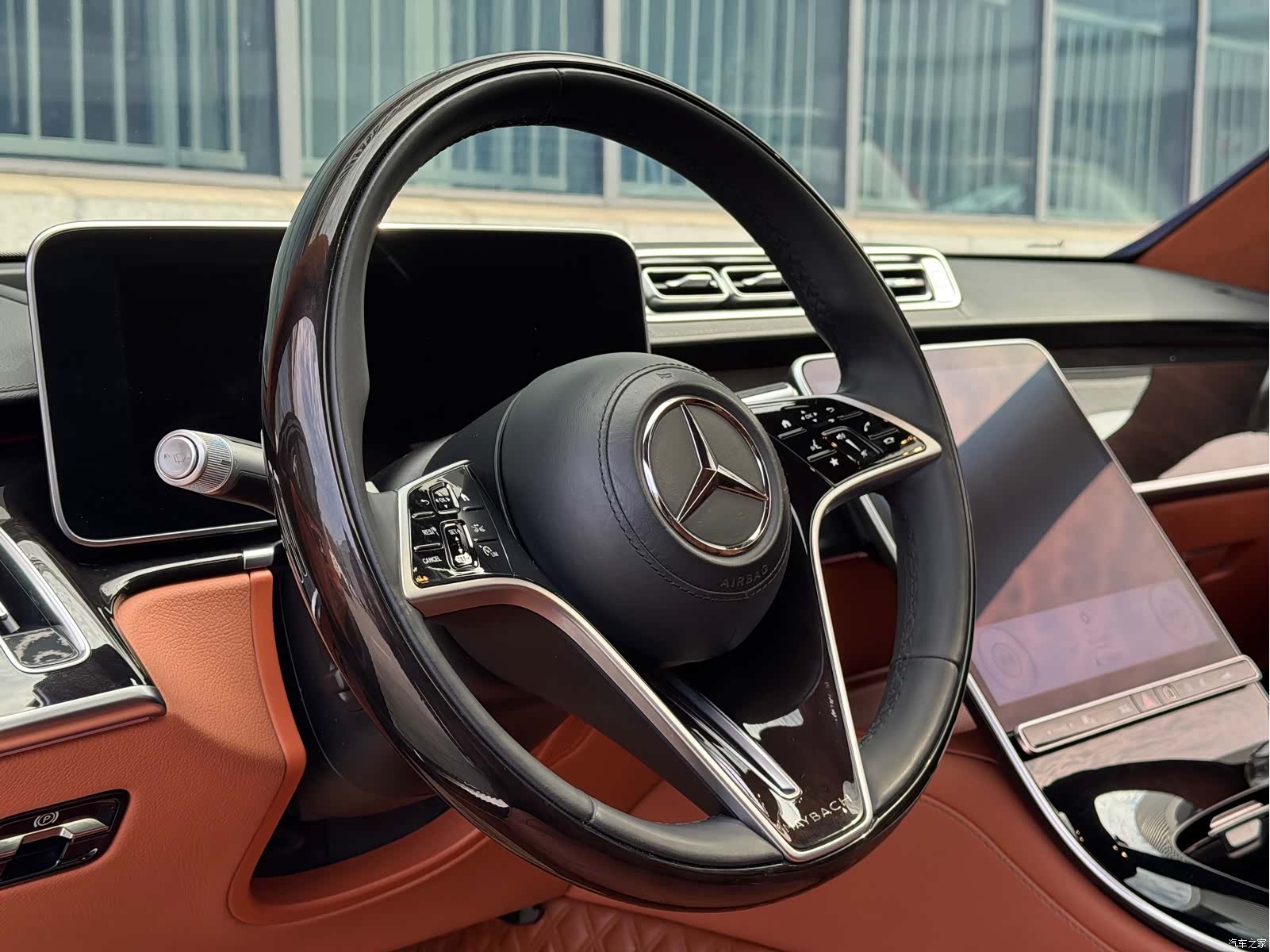 Maybach S-Class, 2023 9
