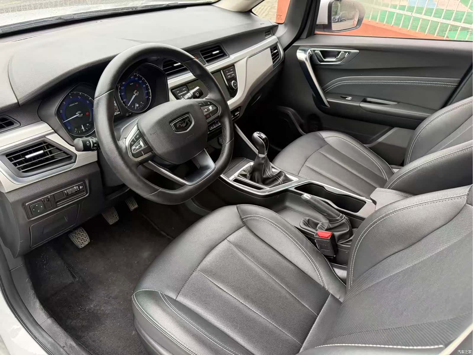 Geely X3, 2020 7