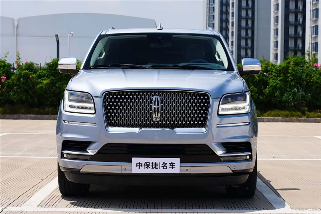 Lincoln Navigator, 2019 3
