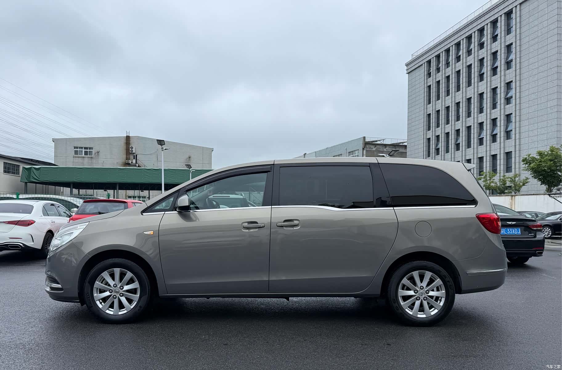 Buick GL8, 2018 12