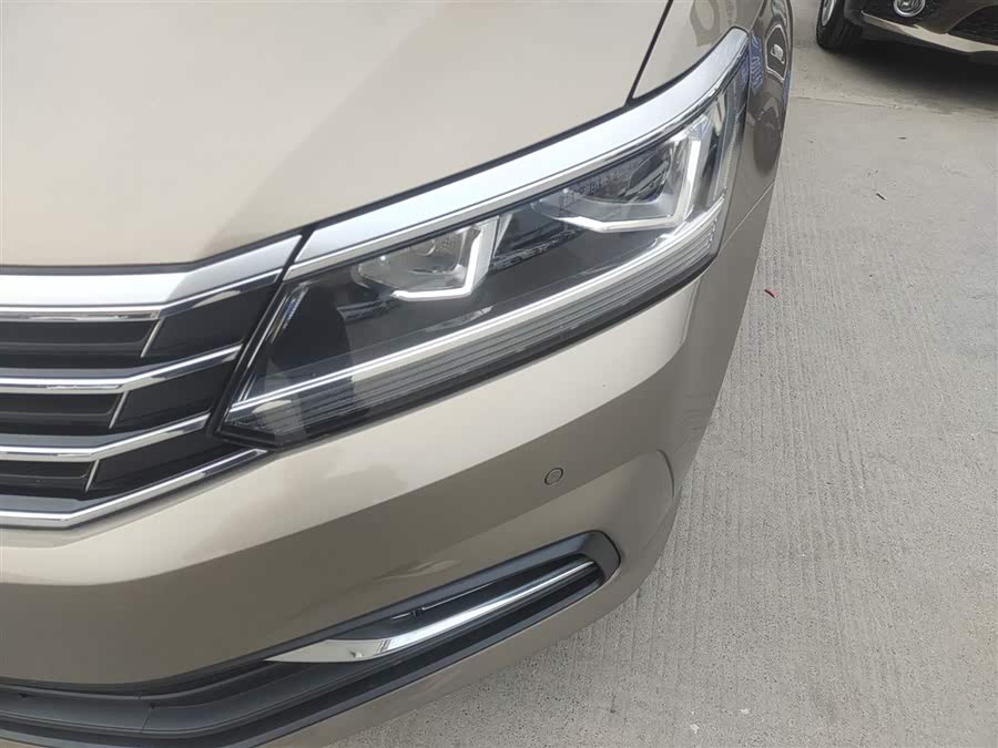 Volkswagen Passat 2017, фото 24