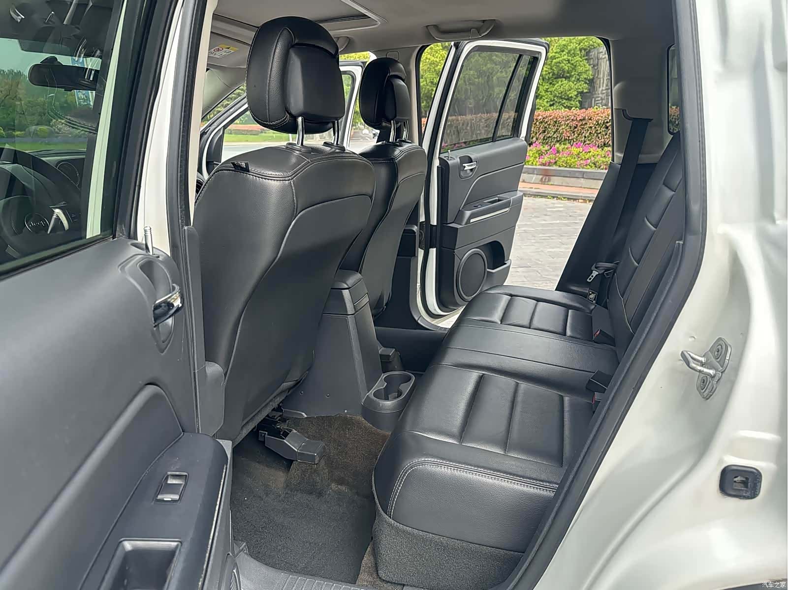 Jeep Compass, 2013 13