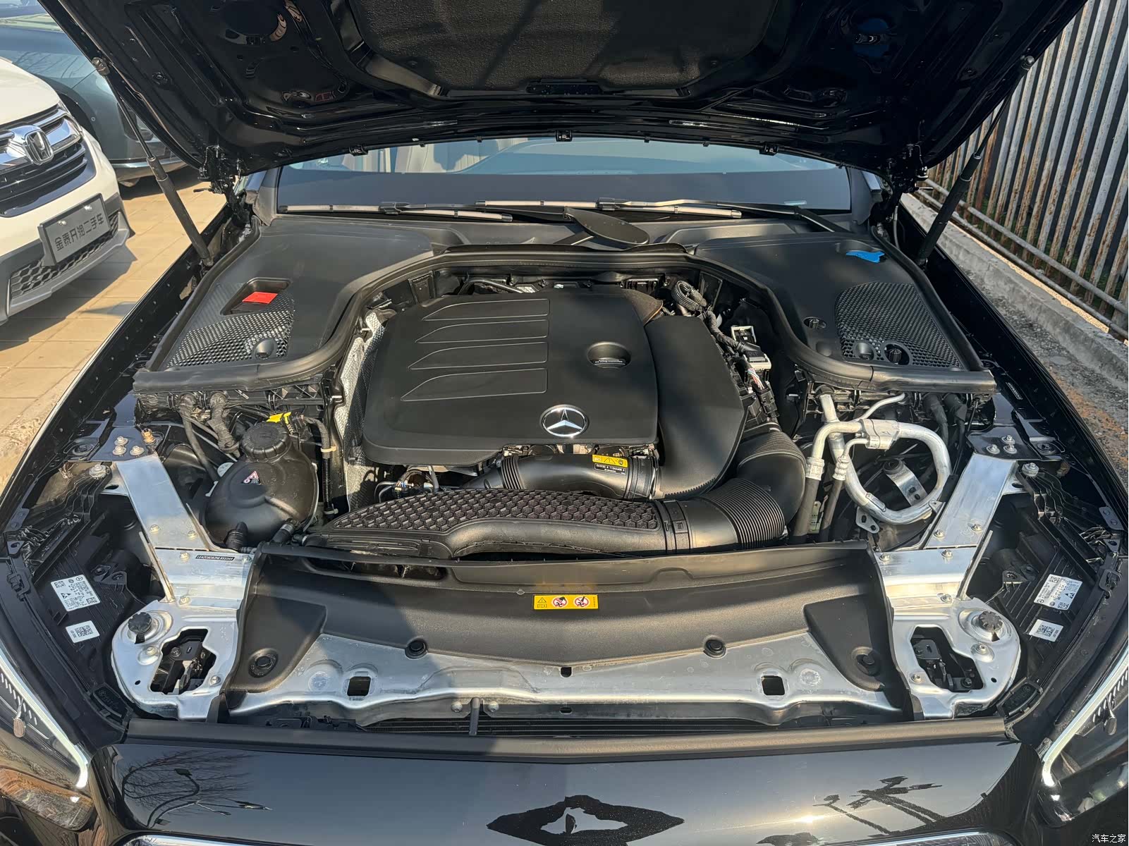 Mercedes-Benz E-Class, 2022 6